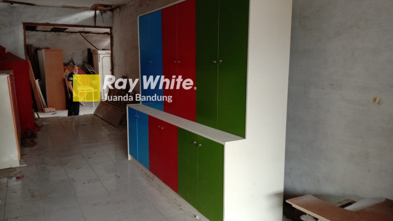 LANGKA ! Rumah & Ruang Usaha di tengah Kota Sayap Pungkur Ramdhan STRATEGIS harga TOP!