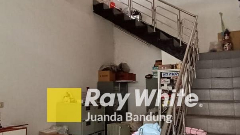 LANGKA Rumah & home industri di Sayap Riau Strategis ditengah kota, Jual!