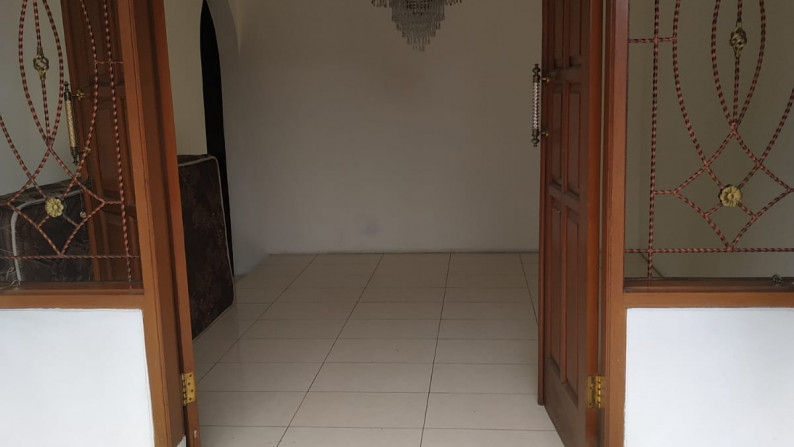 Dijual Rumah Terawat di Margahayu Raya, Bandung Timur