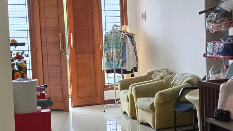 DIJUAL RUMAH MUNGIL CANTIK DI SETRADUTA.