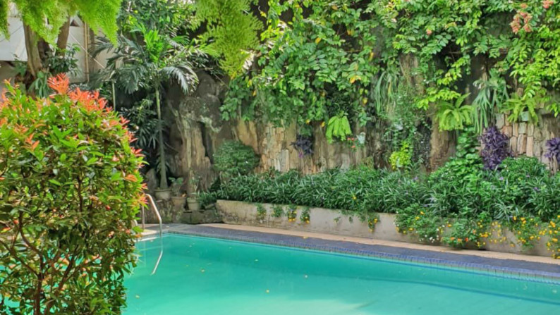 Dijual Rumah Bagus Di Metro Pondok Indah, Jakarta Selatan