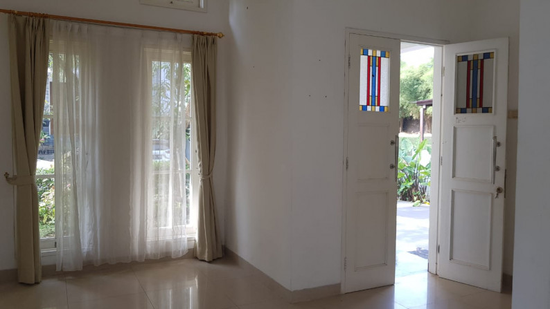 Rumah Siap Huni, Cluster Mewah, Hunian Nyaman dan Asri @Graha Taman, Bintaro Sektor 9