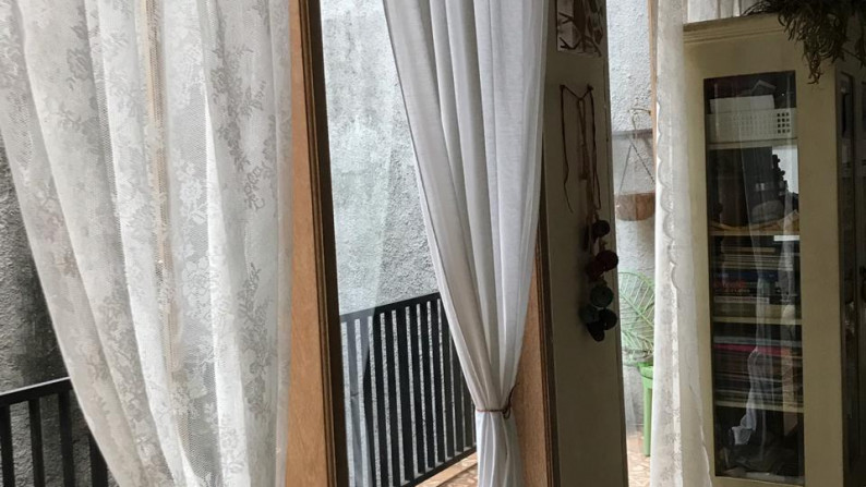 Rumah Siap Huni, Hunian Nyaman dan Asri @Kebayoran Village, Bintaro