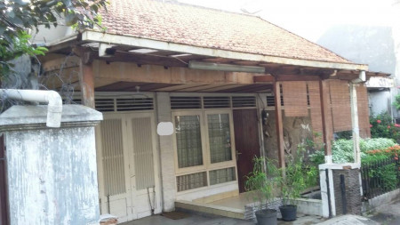 Rumah Minimalis, Asri, dan Lokasi Strategis @Jl Radio, Kebayoran Baru