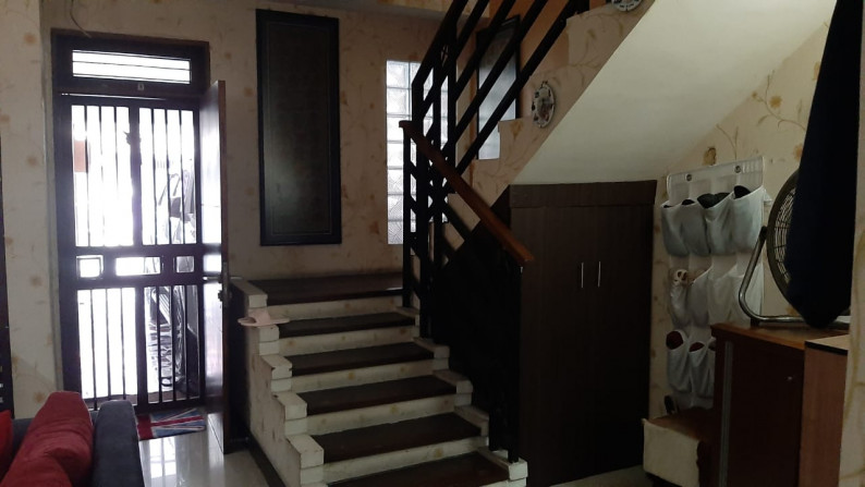 Rumah Siap Huni, Lokasi Strategis, dan Hunian Nyaman @Perkutut, Bintaro Sektor 2