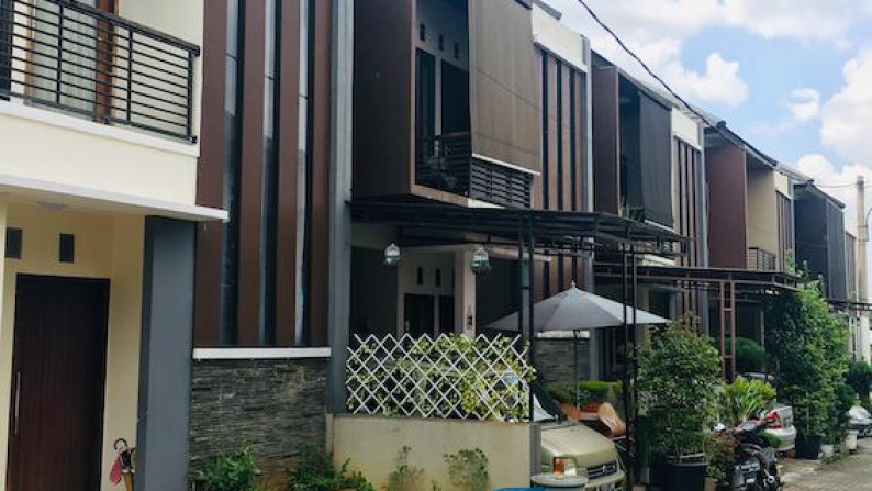 Rumah Siap Huni, Hunian Nyaman dan Asri @Ciputat
