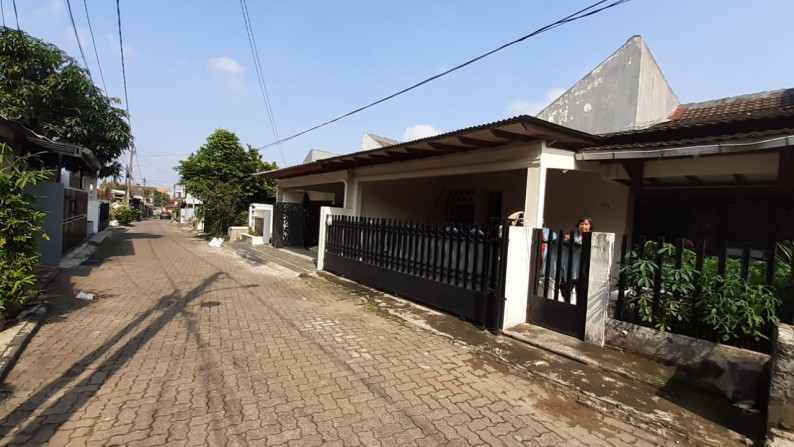 Rumah Lokasi Strategis Dekat Bintaro Jaya @Bukit Nusa Indah, Ciputat