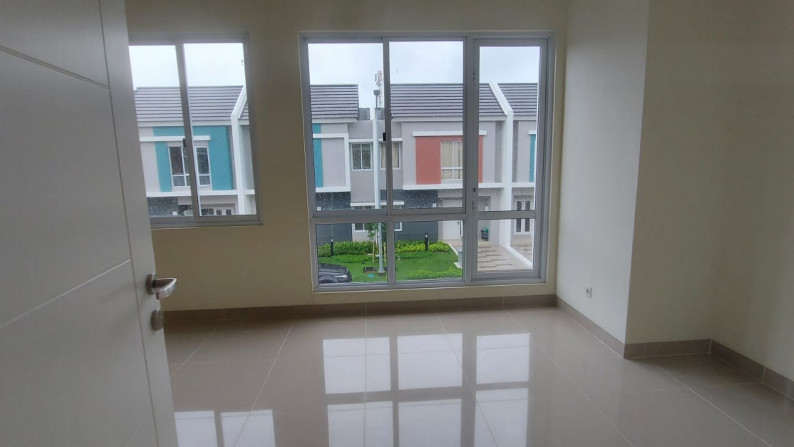 Rumah Minimalis di Lingkungan Asri Cluster Agnesi Gading Serpong