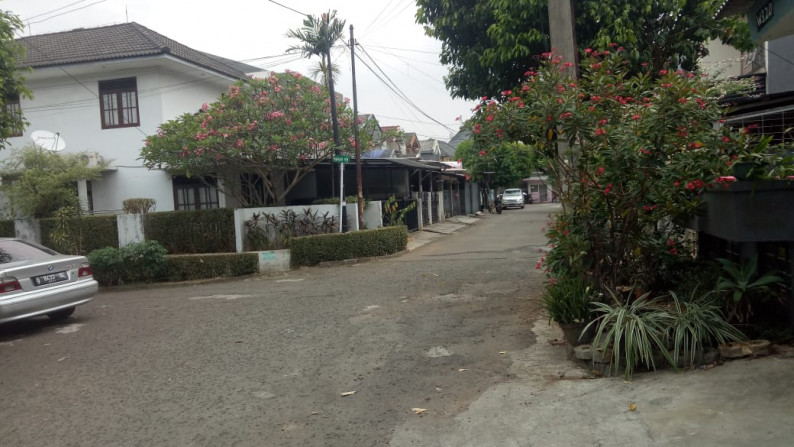 Rumah Lokasi Strategis dan Hunian Nyaman @Jl Kenari, Bintaro