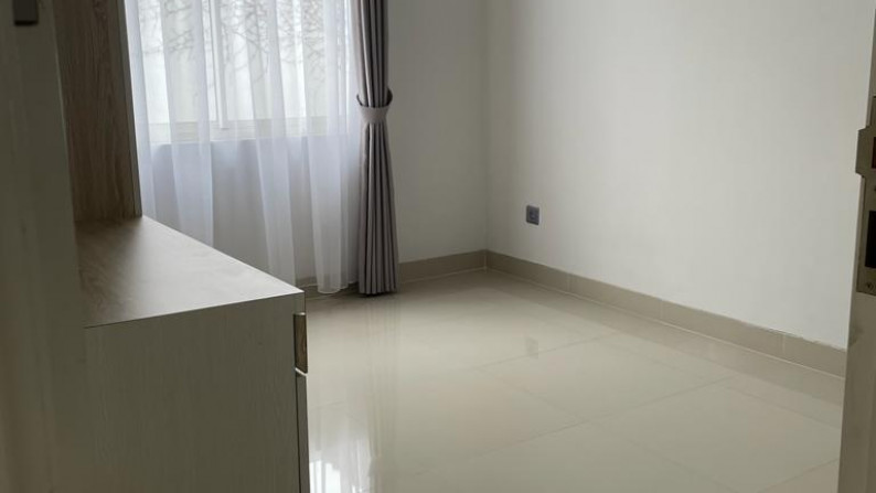 Rumah Cantik, Nyaman siap Huni Furnished di Bintaro.