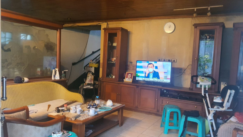 Dijual Rumah Hitung Tanah Saja Di Jalan Utama Setiabudi Kota Bandung