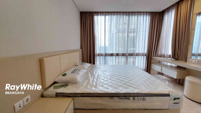 DIJUAL APARTEMEN THE EMPYREAL, EPICENTRUM KUNINGAN, LANTAI 17, CITY VIEW, UNIT POJOKAN