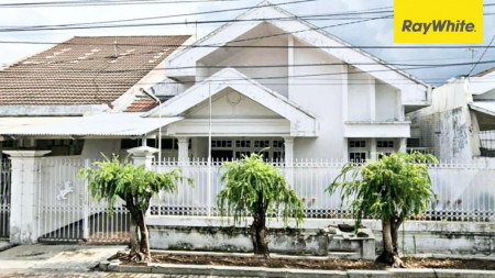 Rumah Layak Huni Strategis di Perum Sutorejo Tengah, Surabaya