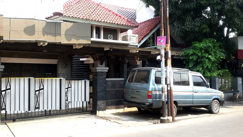 Rumah siap huni di rengas ciputat