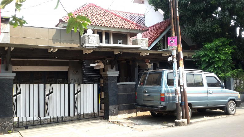 Rumah siap huni di rengas ciputat