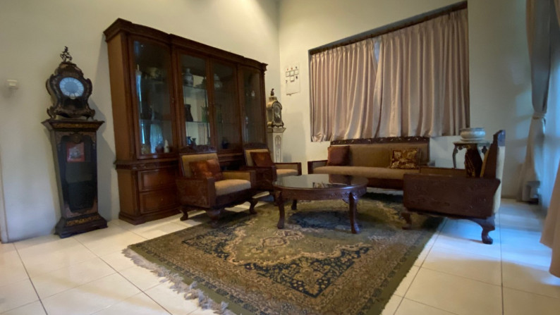 Rumah Menteng Dengan Harga Bagus