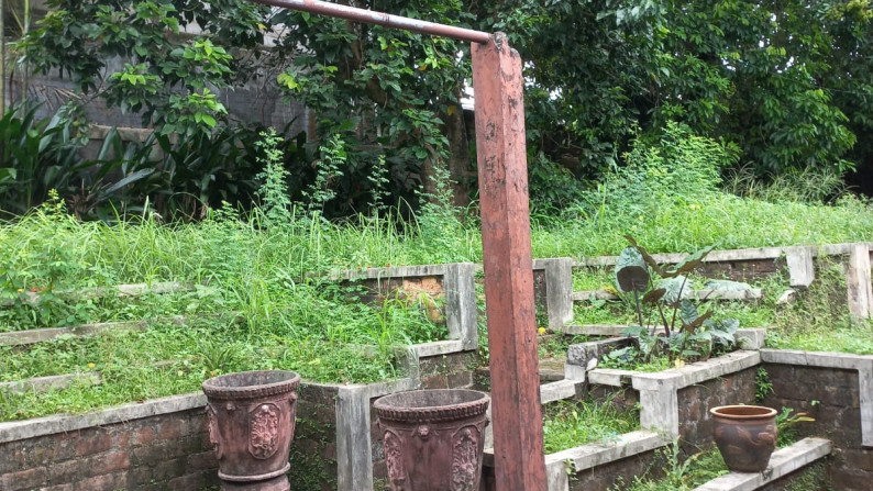 Rumah hitung tanah  di pondok aren Bintaro