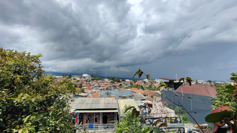 BANGUNAN HISTORICAL DI BOGOR KOTA, COCOK UNTUK KOMERSIL