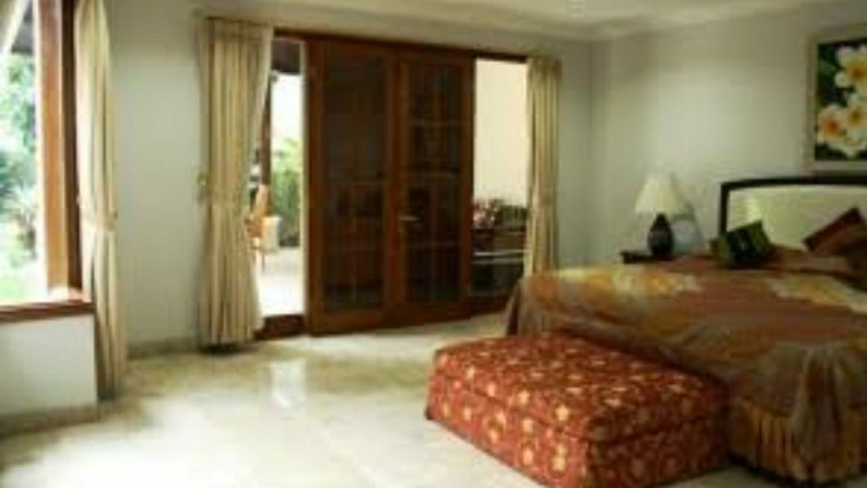Rumah Cantik, Guest House dalam perumahan di sektor 9