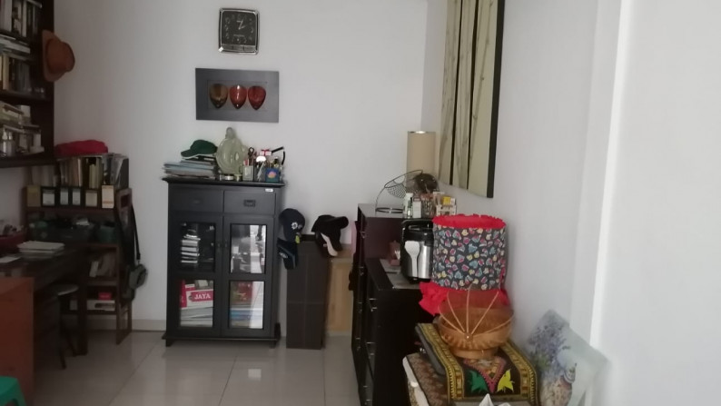 Rumah Siap Huni,Lokasi oke di Bintaro Jaya 9.