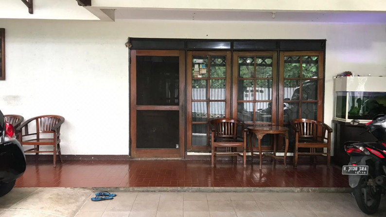 Rumah asri di Kebayoran baru, Jakarta Selatan