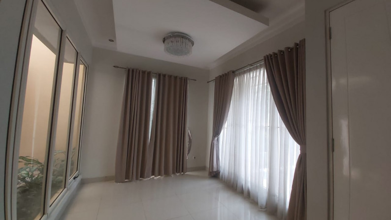 Rumah Siap Huni, Interior Elegan, dan Hunian Asri @Kebayoran Garden, Bintaro