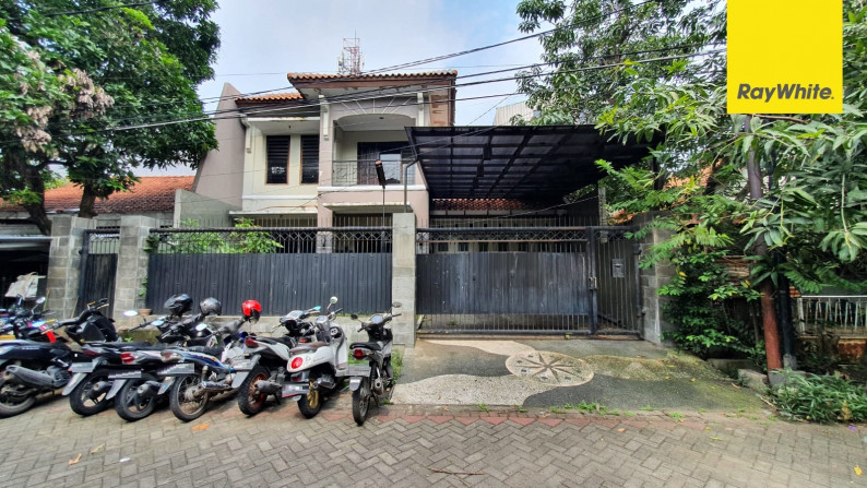 Rumah 2 lantai di Jl Ngagel Jaya Utara, Surabaya