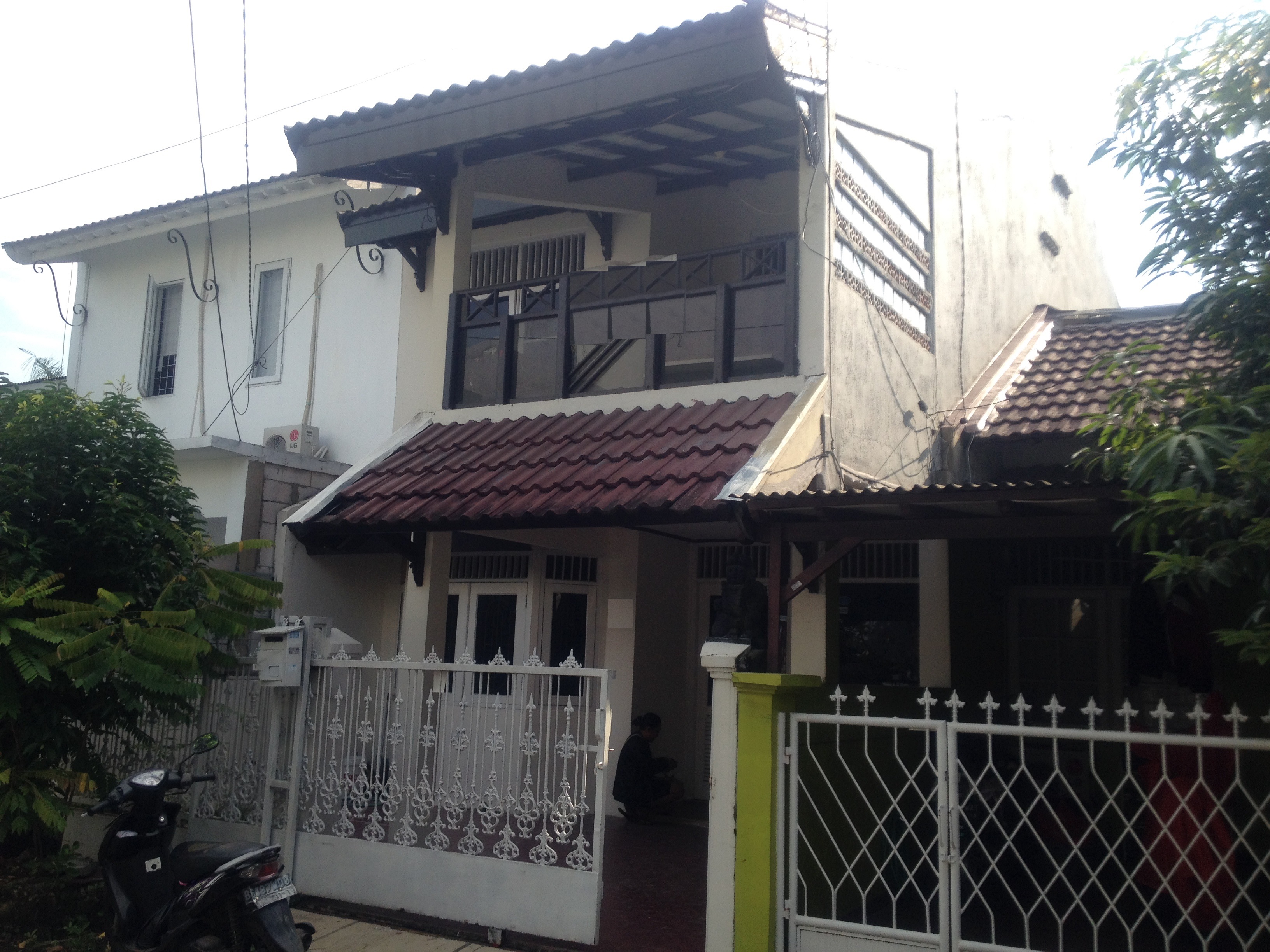 RUMAH STANDAR ASRI DI BINTARO JAYA  