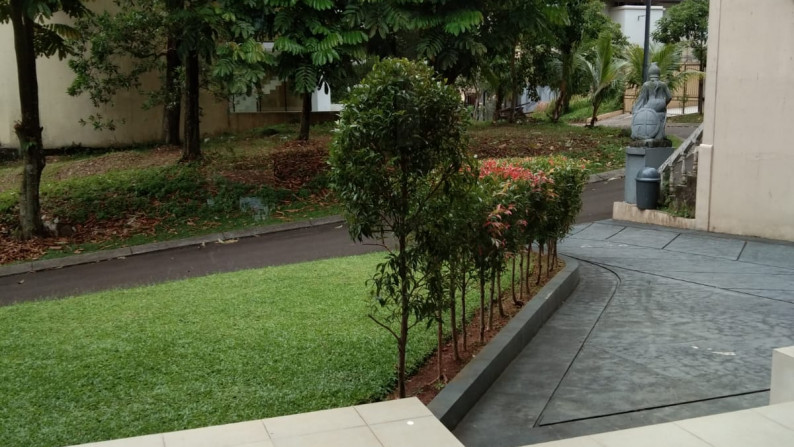 Dijual  Cepat Rumah Baru View Golf di Taman Parahyangan Golf, Sentul City