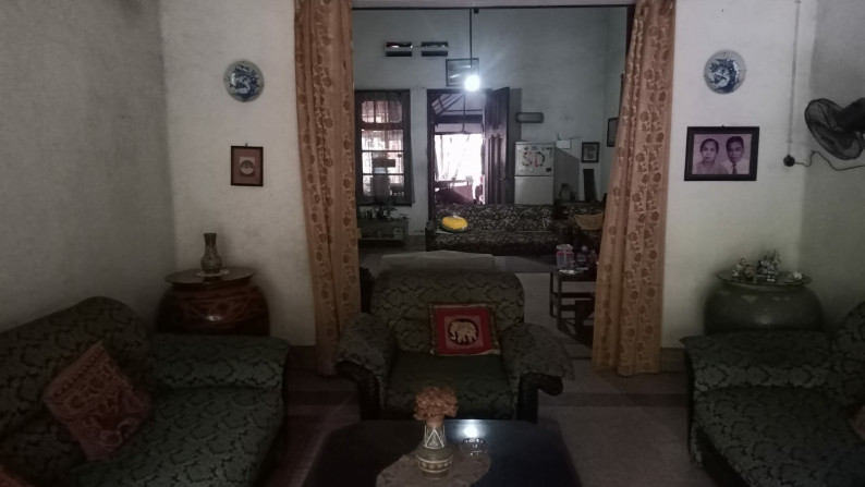 Dijual Rumah Jl.Setail - Surabaya Pusat - MURAH 18 jt/m2 - STRATEGIS lokasi dekat Diponegoro - Raya Darmo