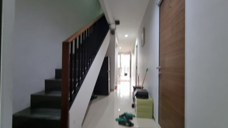 Ruko 3 Unit Siap Pakai dan Strategis @U Town Home, Ciputat