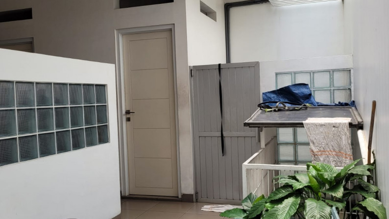 Rumah Siap Huni, Hunian Asri dan Nyaman @Bona Vista Residence, Lebak Bulus