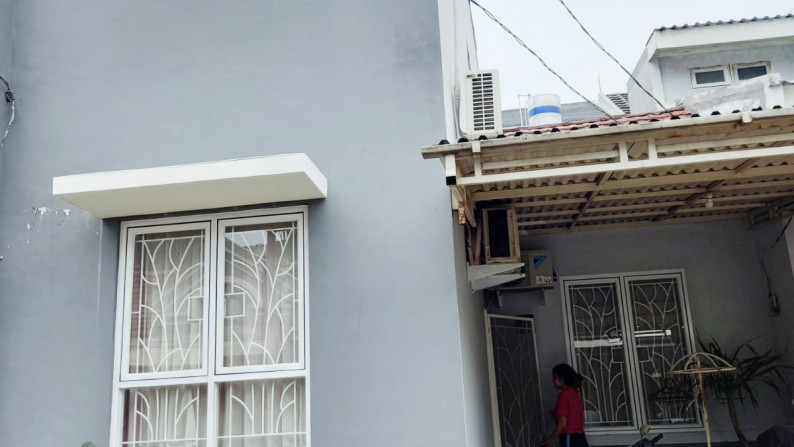 Dijual Rumah Bagus Di Cluster Eldora, Graha Raya Bintaro Jaya