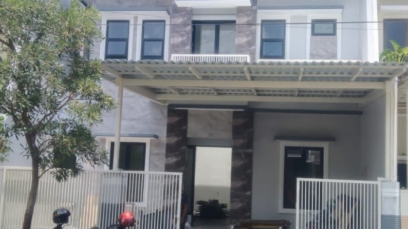 Rumah di Pondok Tjandra, Gardenia Nanas Utara, Sidoarjo