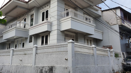 Dijual Rumah Bagus Di Jl H Muhi, Pondok Pinang, Jakarta Selatan