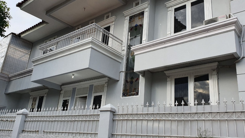 Dijual Rumah Bagus Di Jl H Muhi, Pondok Pinang, Jakarta Selatan