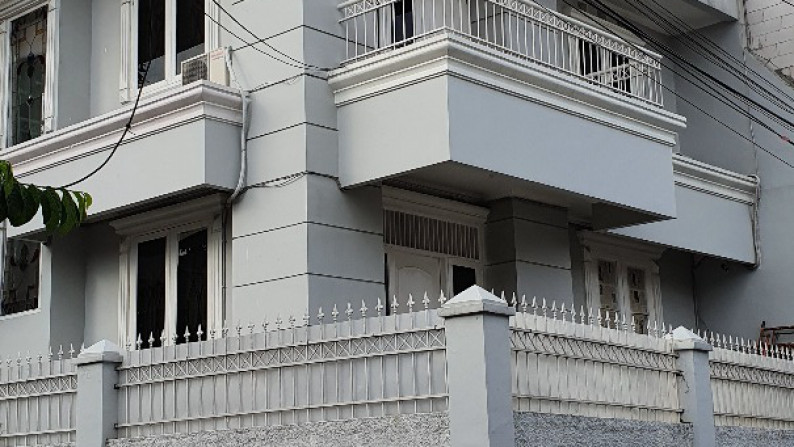 Dijual Rumah Bagus Di Jl H Muhi, Pondok Pinang, Jakarta Selatan