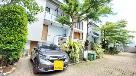 TOWNHOUSE DISEWAKAN DI CILANDAK, DALAM CLUSTER, SIAP HUNI, PRIVATE POOL, 4 BR