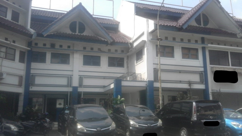 Ruko Gandeng 3, Siap Pakai, Bisa di beli 1 unit atau 2 unit Ruko saja, dan Lokasi Strategis @Bintaro Utama 3