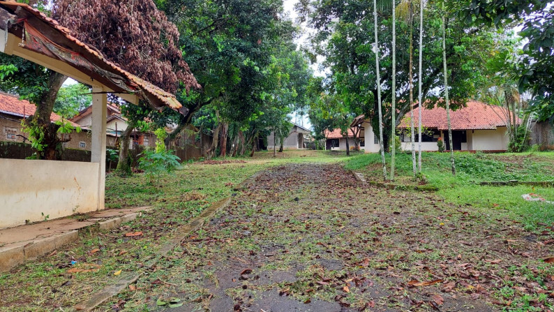 Disewakan Kavling Terdapat 6 Bangunan Ruman @Kademangan, Serpong