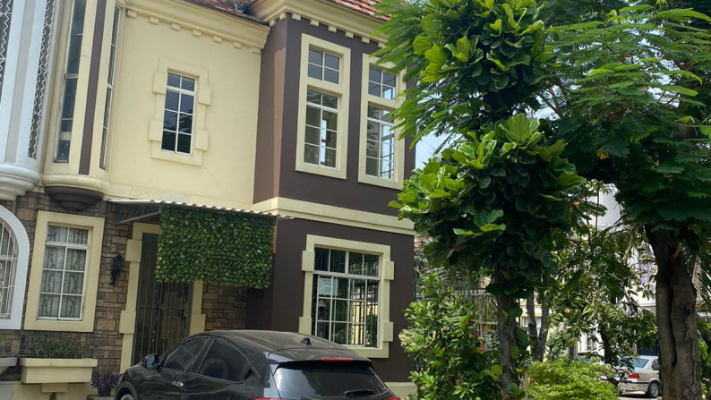 Dijual rumah harga murah di taman britania lippo karawaci