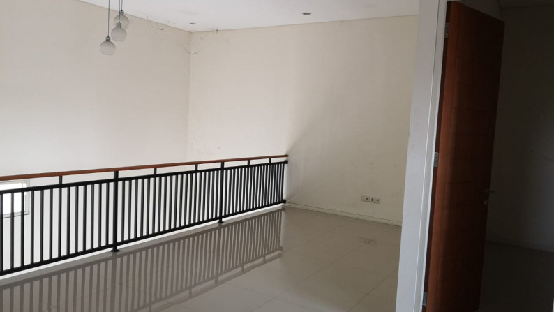 Dijual rumah baru di Joglo