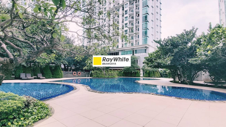 DIJUAL APARTEMEN DI  WOODLAND PARK RESIDENCE, KALIBATA, JAKARTA SELATAN, UNIT POJOKAN, 2+1 BR