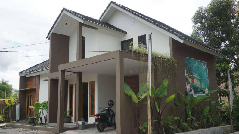 Rumah Mezzanine Di Dalam Cluster Dekat SMPN 1 Bangunharjo Sewon