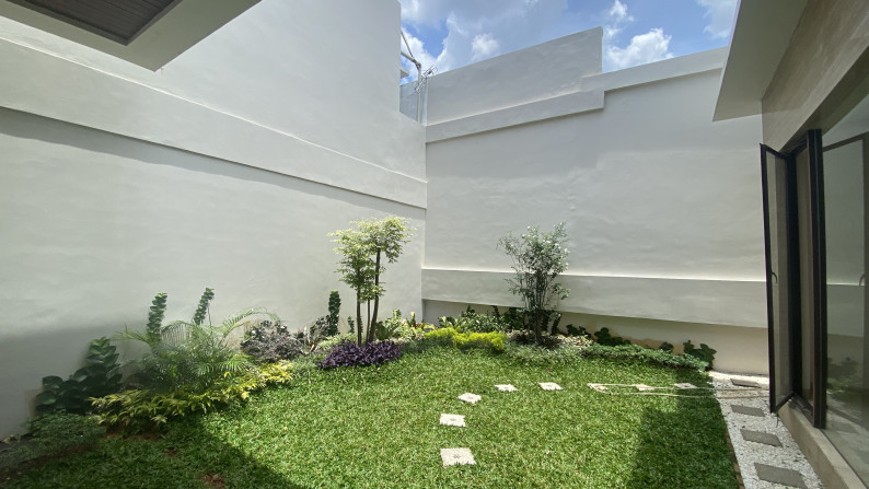 FOR SALE MINIMALIS MODERN HOUSE AT AMPERA