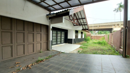 Rumah di Kompleks Timah Pondok Labu Jakarta Selatan