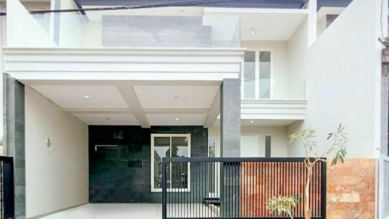 Dijual Rumah Baru Babatan Pratama Wiyung Surabaya NEW 4+1 K.Tidur + PRIVATE Balkony LUAS - Carport 2 Mobil