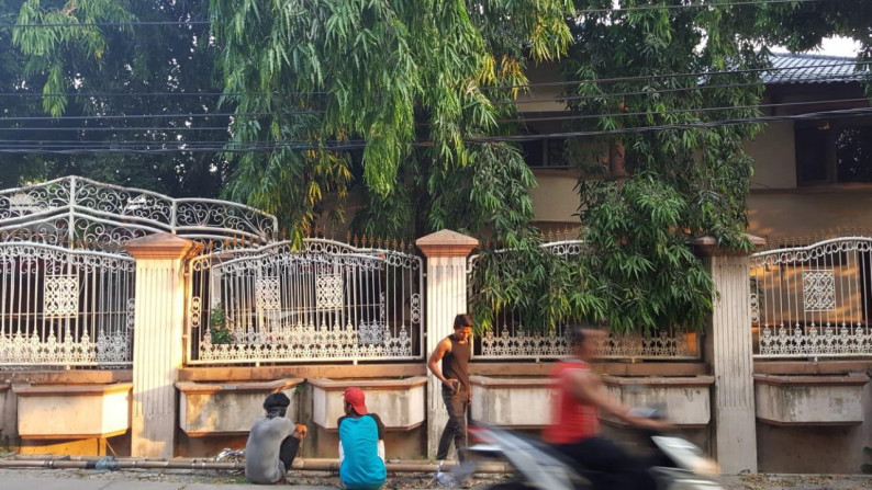 Rumah Halaman Luas di Pondok Aren Tangerang Selatan