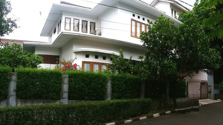 Rumah Cantik Harga Bagus Di Bintaro Sektor 9