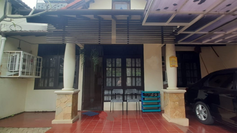 Rumah cantik Harga Bagus di Bintaro